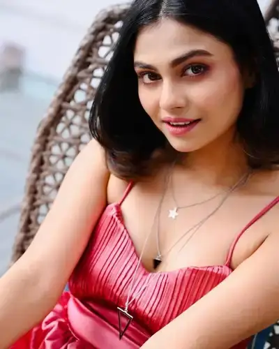Call Girls Service in Mahemdavad